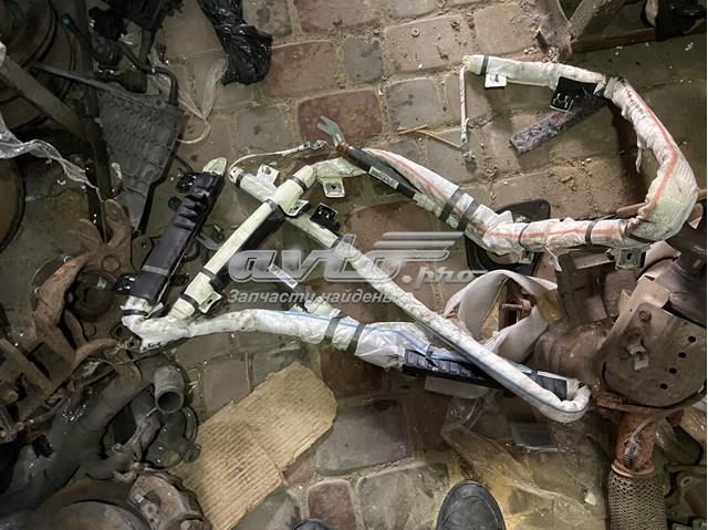 Шторка боковая правая 85020C2000 HYUNDAI