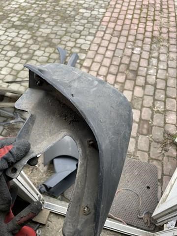 Брызговик задний, левый 868412E000 HYUNDAI