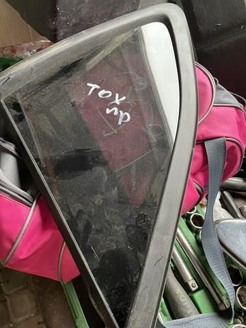 Стекло багажного отсека, правое 87820D3010 HYUNDAI