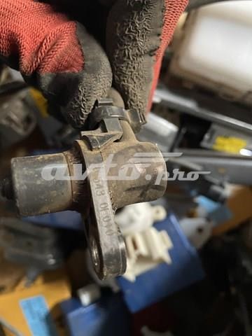 Датчик АБС (ABC) передний, левый 895430E010 TOYOTA