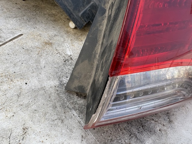 HYUNDAI 924023X010 Фонарь задний правый внешний в наличии Черновцы
