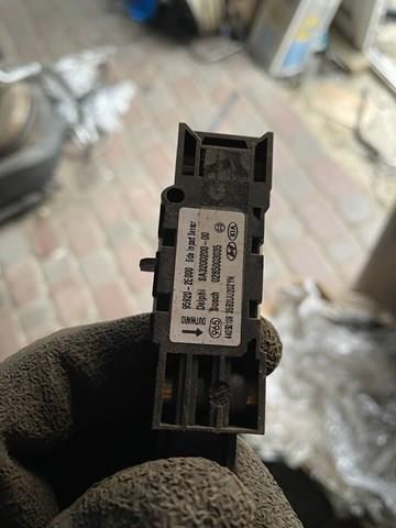 Датчик подушки безопасности 959202E000 HYUNDAI