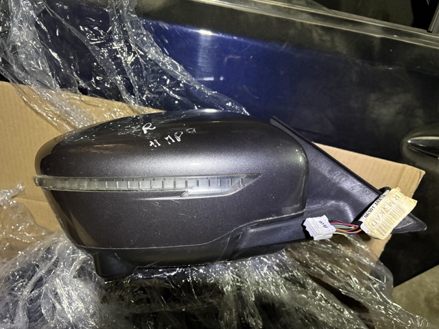 Зеркало заднего вида правое 963014BA3A NISSAN