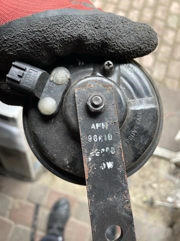 Автомобильный клаксон 966102E000 HYUNDAI