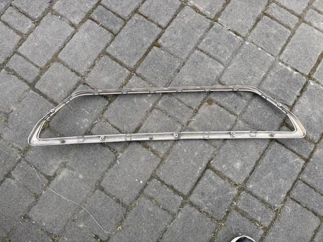 PEUGEOT 9816027680 Накладка (рамка) решетки радиатора в наличии Запорожье