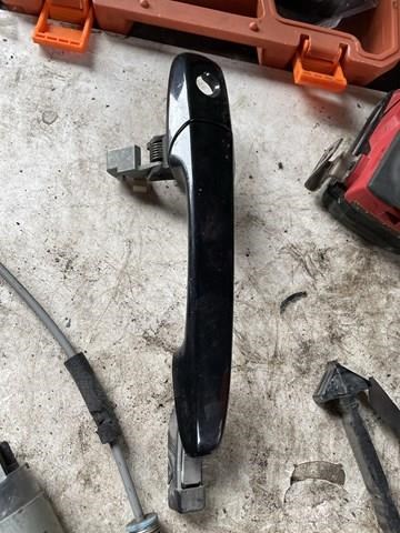 Ручка передней двери наружная, левая D35059410H MAZDA