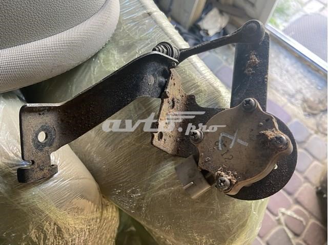 E2215122YA MAZDA Датчик уровня положения кузова задний купить в Ирпень
