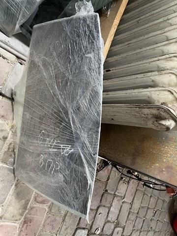 Стекло задней двери, правой GS1D72511 MAZDA