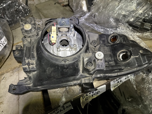 MITSUBISHI MN133747 Фара левая в наличии Николаев