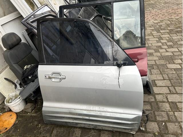 Стекло передней правой двери MR436996 MITSUBISHI