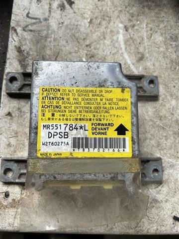 Модуль-процессор управления подушкой безопасности MR551784 MITSUBISHI