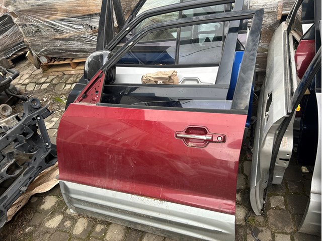 Двери MR555447 MITSUBISHI