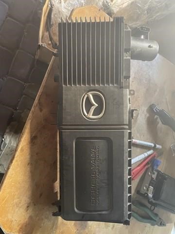  Корпус воздушного фильтра ZJ0113Z0XD MAZDA