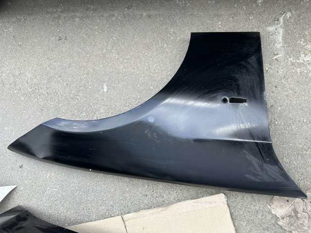 Правое крыло 41355A55AF4 BMW