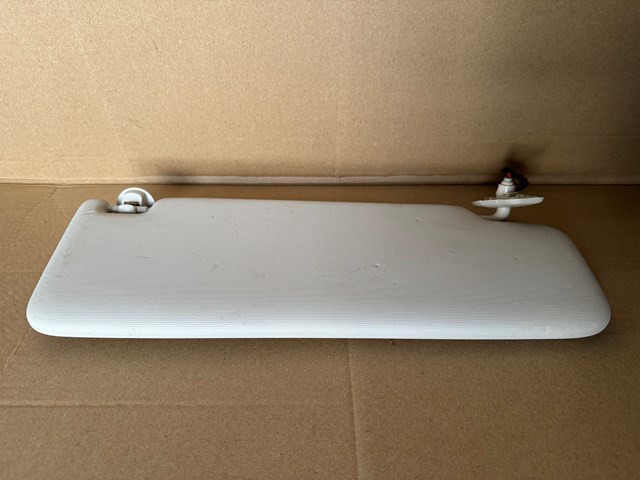 Козырек солнцезащитный 3G0857551D VAG