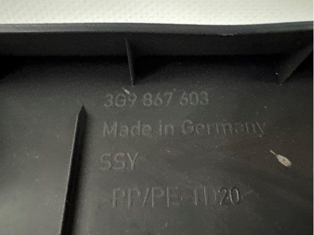 3G9867603 VAG Обшивка (облицовка) крышки багажника (двери 3/5-й задней) купить в Житомир