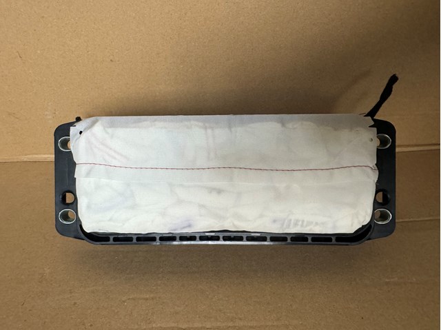 Подушка безопасности (AIRBAG) пассажирская 4G8880204E VAG