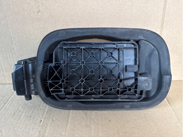Корпус заливной горловины топливного бака 4L0809999A VAG