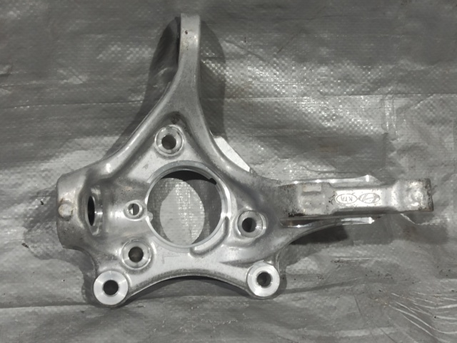 Цапфа поворотная левая 51710K4000 HYUNDAI