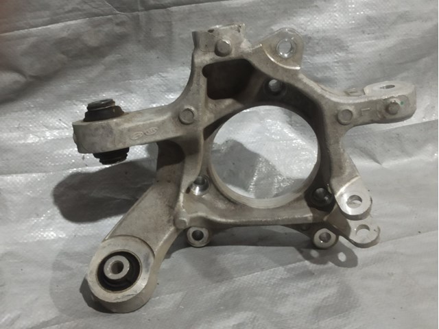 HYUNDAI 52710GI000 Цапфа (поворотный кулак) задний левый в наличии Кривой Рог