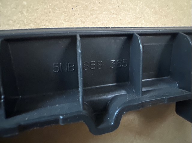 VAG 5NB858365 в наличии Ужгород