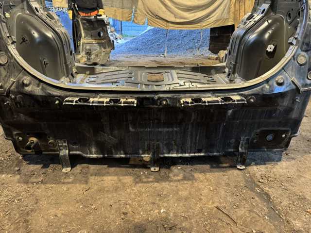 Панель багажного отсека 69100G2500 HYUNDAI