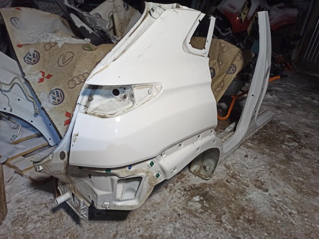 71504K4C00 HYUNDAI Крыло заднее правое купить в Днепр