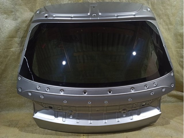 Задняя дверь 72800GI011 HYUNDAI
