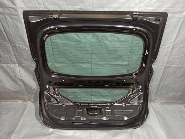 HYUNDAI 73700G2000 Дверь задняя (багажная 3/5-я (ляда) в наличии Чернигов