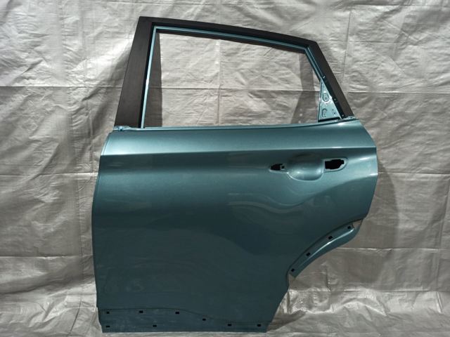 Задняя левая дверь 77003J9000 HYUNDAI