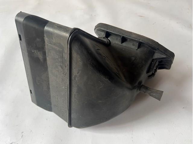 Воздухозаборник 7L0819049 VAG