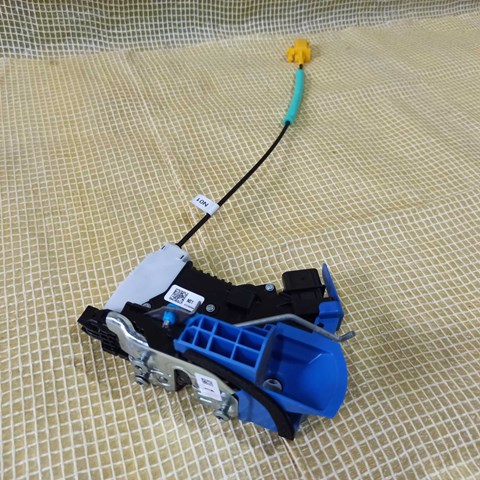 81310GI000 HYUNDAI Замок водительской двери купить в Запорожье