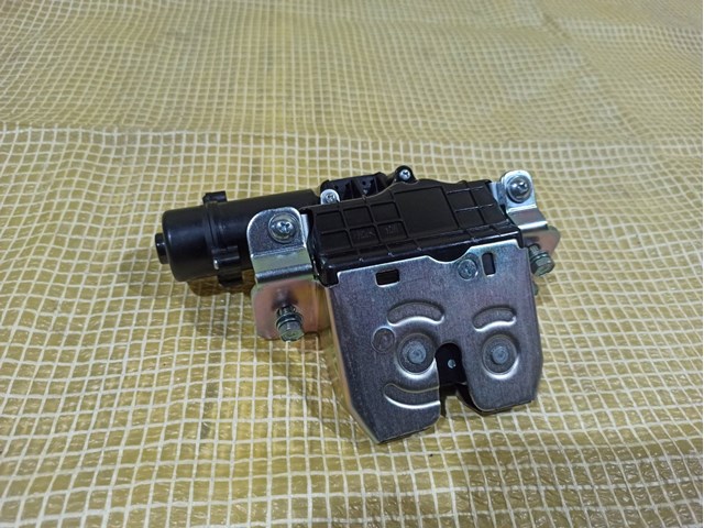 Замок пятой двери 818L0GI100 HYUNDAI