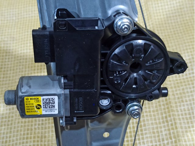 82402GI010 HYUNDAI купить в Ирпень
