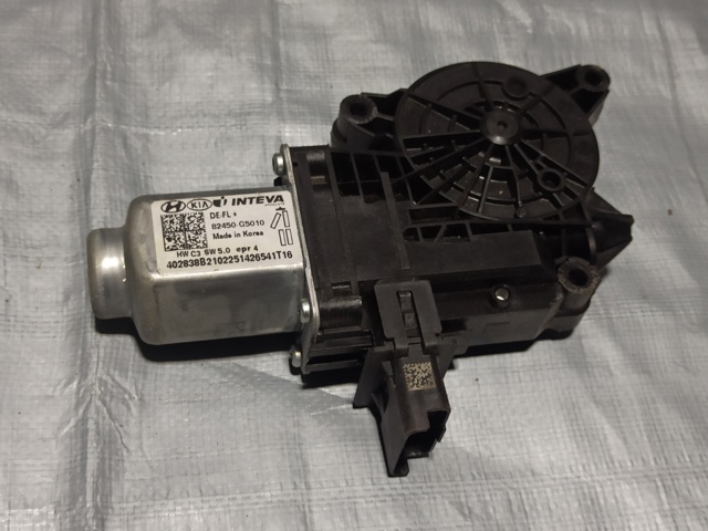 Мотор стеклоподъемника водительской двери 82450G5010 HYUNDAI