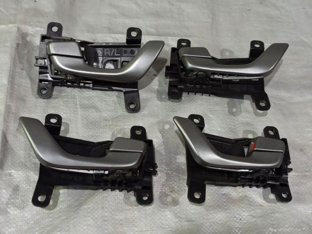 Ручка передней двери внутренняя, левая 82613J9000 HYUNDAI