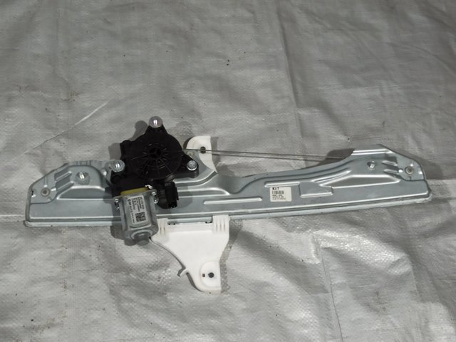  Механизм стеклоподъемника правой задней двери 83404J9000 HYUNDAI