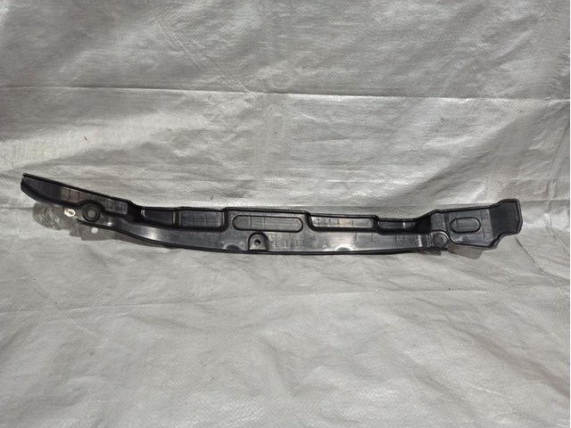 Уплотнитель крыла 84141J9000 HYUNDAI