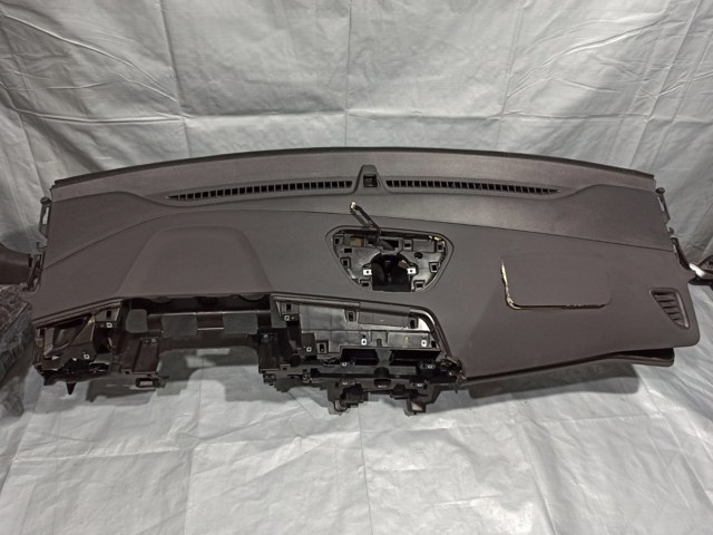 Передняя панель 84710G2AC0T9Y HYUNDAI