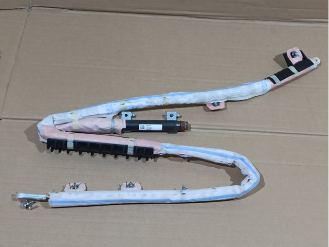 Левая шторка безопасности 85010G2000 HYUNDAI