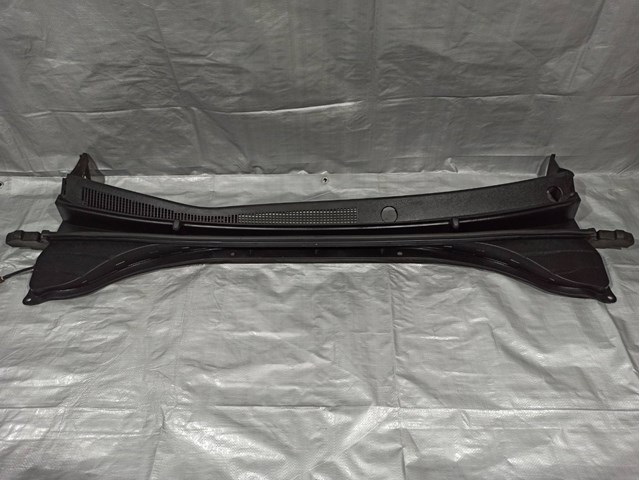 Водосток лобового стекла, жабо 86150G2000 HYUNDAI