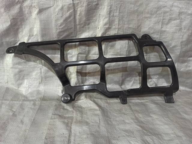 Кронштейн решетки радиатора 86535K4000 HYUNDAI