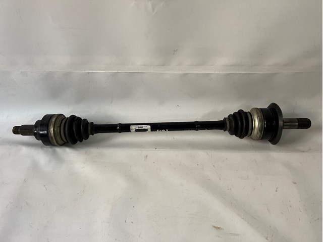 Полуось задняя, правая 8680348 BMW