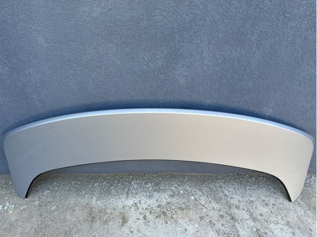 Крыло на багажник 87210G2000 HYUNDAI