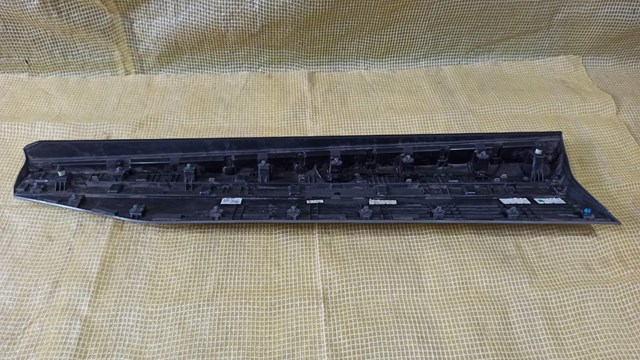 87721GI100 HYUNDAI Молдинг двери передней левой купить в Кривой Рог