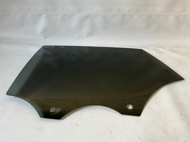 Стекло задней двери, левой 8W8845205A VAG