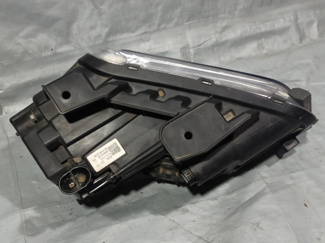 92101J9150 HYUNDAI Фара левая купить в Львов