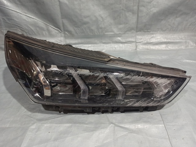Основная фара - вставка 92102G2200 HYUNDAI