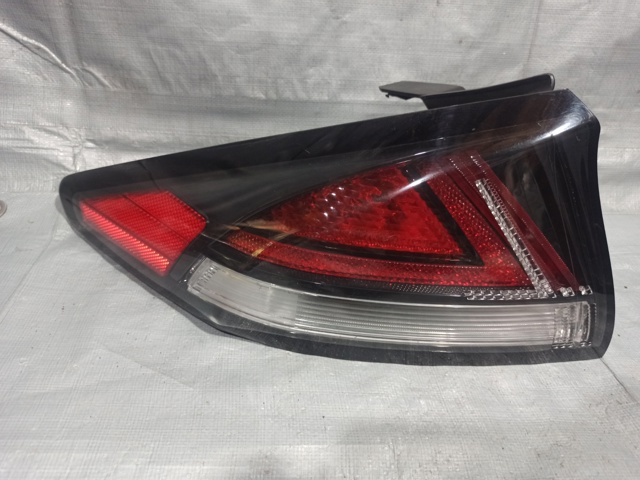 Фонарь задний 92401G2200 HYUNDAI