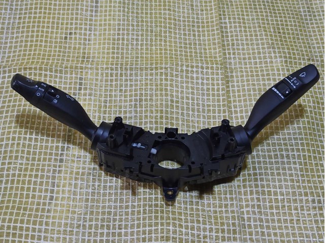 93404G2812 HYUNDAI купить в Чернигов